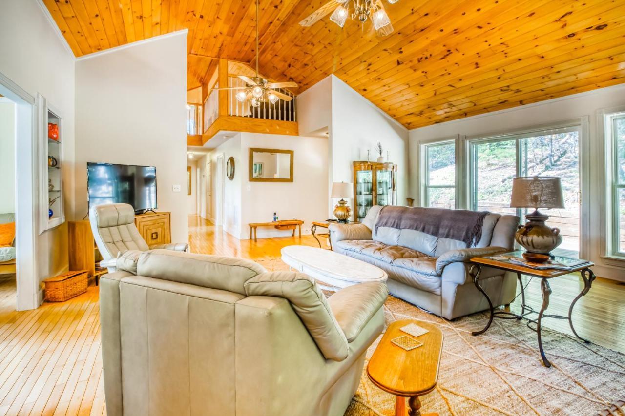 Doe Heights Chalet Batesville Esterno foto
