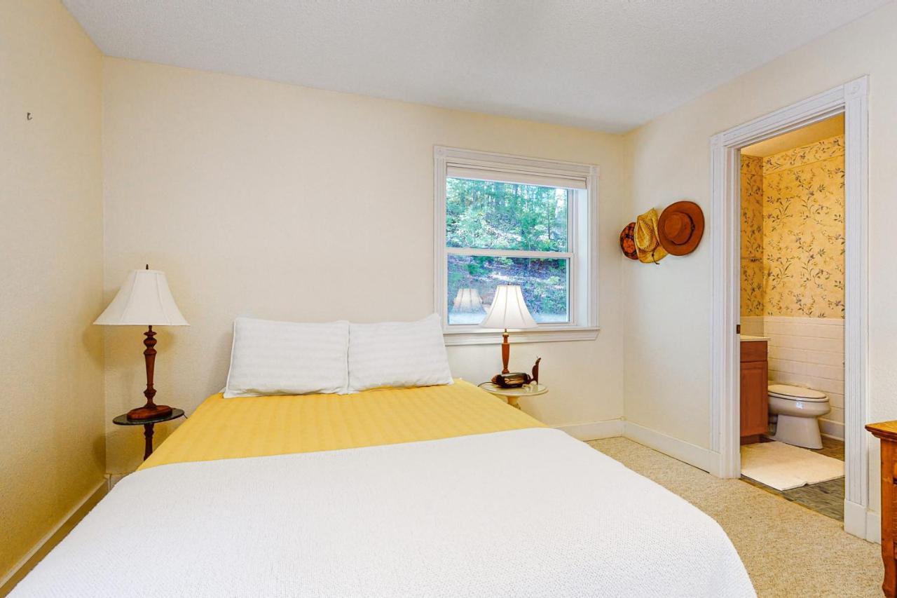 Doe Heights Chalet Batesville Esterno foto
